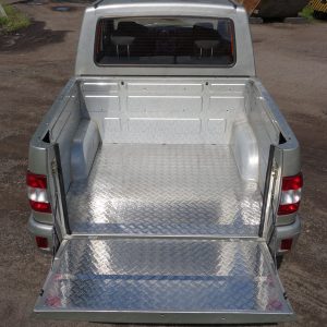 Защитный алюминиевый вкладыш в кузов автомобиля (дно, борт) для UAZ Pickup 2015-